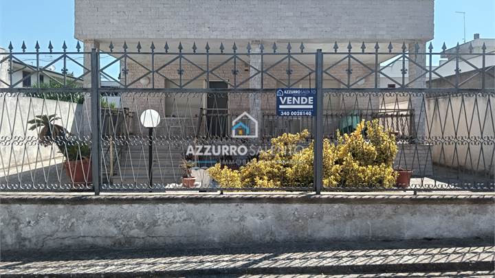 Tricase - Villetta con giardino di circa 250 mq
